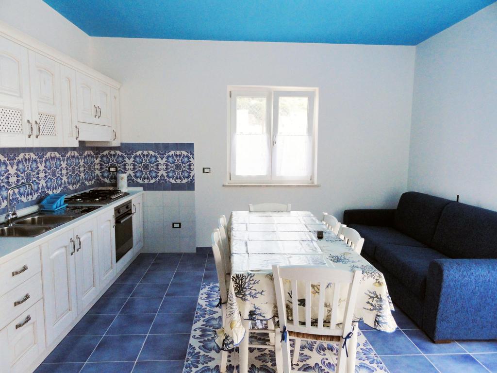 Chiaia Apartments Ponza Habitación foto